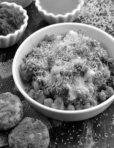 Aloo Tikki Chat
