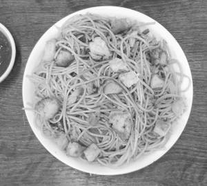 Chicken Egg Chowmein (Contains Both Chicken & Eggs)