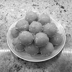 Laddu (10)