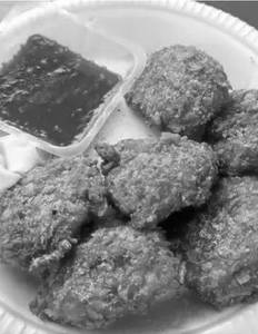 Veg Kurkure Momos [8 Pieces]