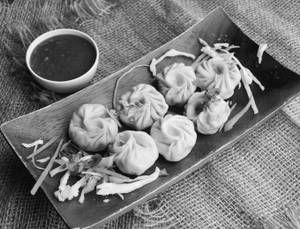 Paneer Momos Steam 