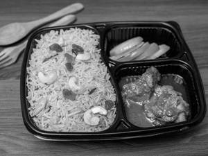 Basanti Pulao+mutton Kosha(2 Pcs)+salad Tray