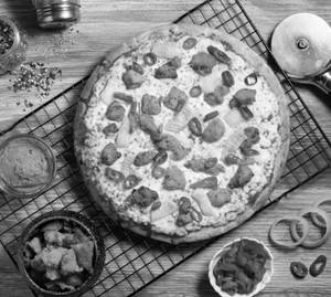 Mughlai Chicken Pizza