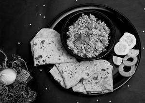Paneer Bhurji Chapati Meal