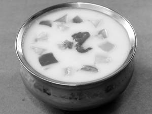 Mixed Fruit Raita