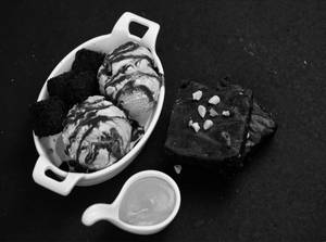 Espresso Brownie Sundae