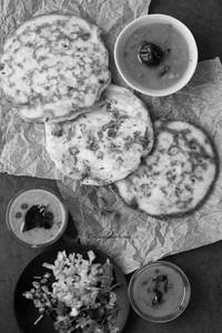 Tomato Onion Uttapam
