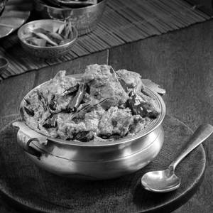 Andhra Chicken Curry (350 ml)