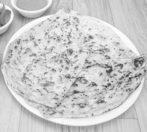Boneless Kadhai Chicken [Half] with 2 Butter Naan