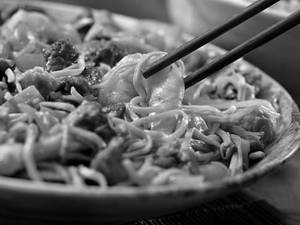 Vegetables Pan Fried Noo  dles
