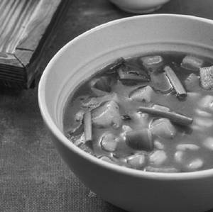 American Corn And Potatoes In Hot Garlic Sauce