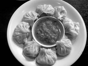 Momos Veggies (5 pcs)