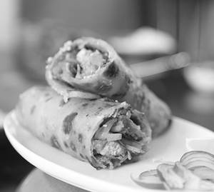 Chicken & Egg Roll