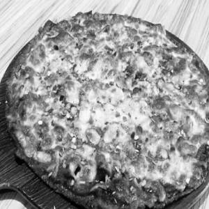 8.5" Chicken Tikka Pizza  (flaxbase)
