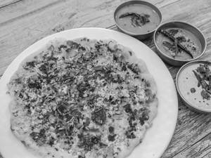 Paneer Uttapam      