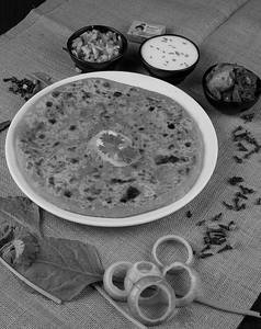 Aloo Pyaz Paratha(tandoori)