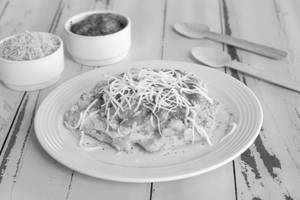 Schezwan Cheese Locho(1Plate)+Mayonnaise Cheese Locho(1Plate)+Vagharela Iddra(250Gm)+Sev(50Gm)