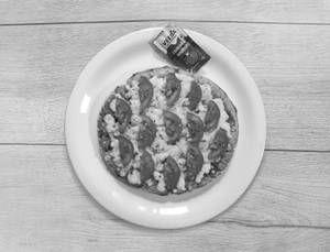7 Tomato Pizza.