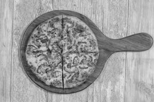Pm Onion Capsicum Pizza