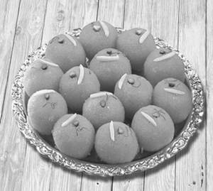 Kesariya Laddu