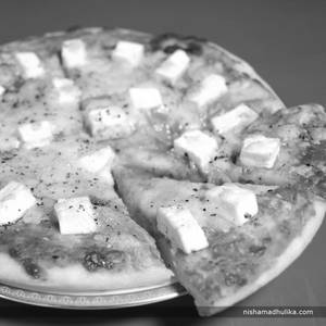 Paneer pizza