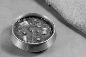 Desi Mutter Paneer