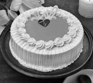 Eggless Strawberry Cake 1 Pound