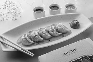 Chicken In Pumpkin Curry Dimsums (6 Pieces)