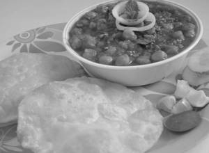 Chola Bhatura
