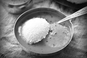 Idli Sambar (2 Pcs)