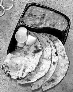 Butter Chicken & Butter Roti Combo