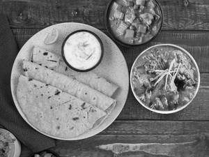 Chicken Curry With 4 Roti