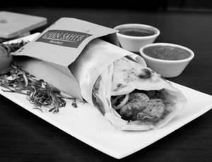 Chicken Reshmi Tikka Roll                                             