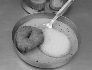 Single Idly Vada