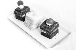 Assorted Pastries (3 Pcs)