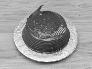 Chocolate Strawberry Cake (1/2 kg)