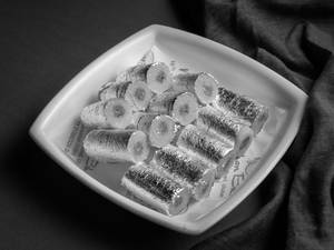 Kaju Pista Roll (5 Pcs)