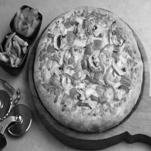 Fresh Farmer Choice Pizza