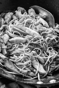 Egg Chicken Chowmein