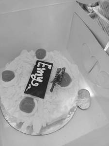 White Forest Cake