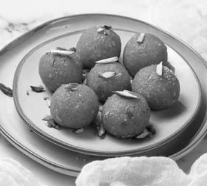 Mothichoor Laddu