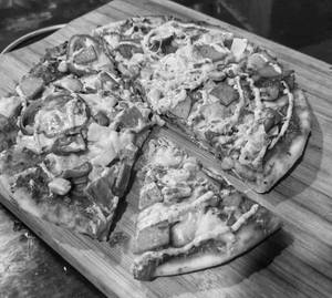 8" Veg Schezwan Pizza 8ins