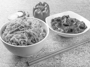 Veg Chowmein With Choice Of Veg Gravy Combo (heavy Eater)