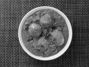 Egg Curry with Aloo