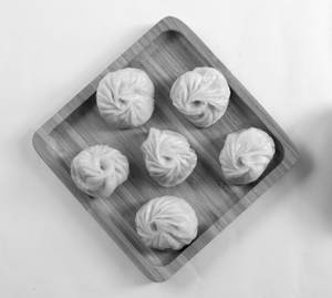 Veg Momos (6 Pcs)