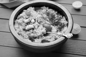 Dal Khichdi With Raita & Papad