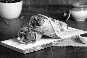 Chicken Schezwan Wheat Roll