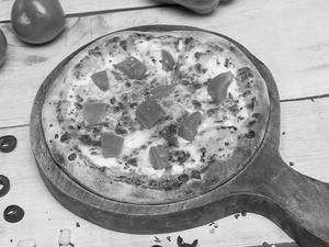 Cheese And Tomato Pizza