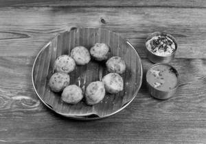 Kuzipanayaram (12 Pcs)