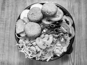 Hara Bara Kebab Salad (Regular)